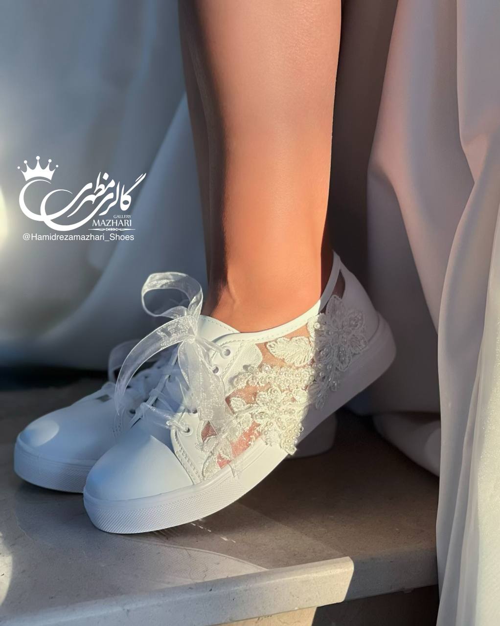 کتونی 103/10-2 دانتل -گل - تصویر 2
