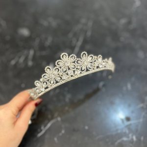 تاج عروس نقره‌ای گل‌اسلیمی - تصویر 2