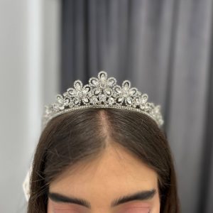 تاج عروس نقره‌ای گل‌اسلیمی