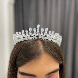 تاج عروس نقره‌ای نگین‌اشکی