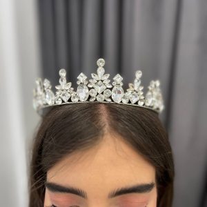تاج عروس نقره‌ای گل‌دار